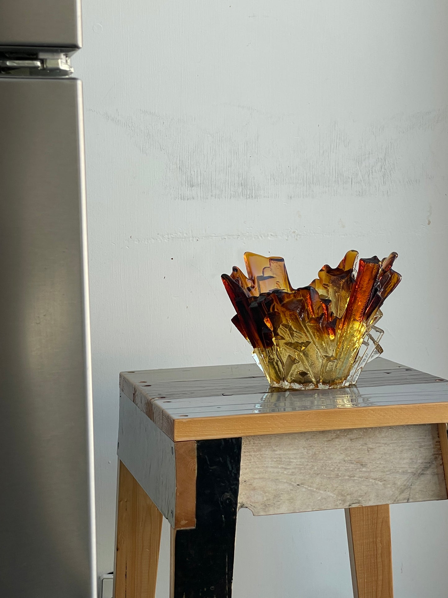 Glass bowl