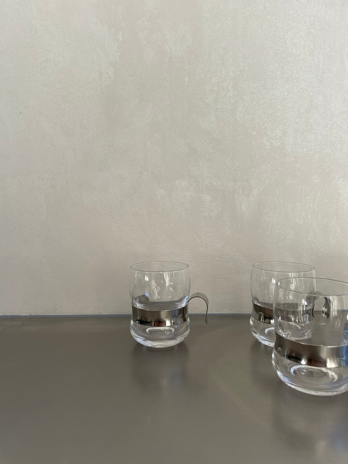 Glass cup