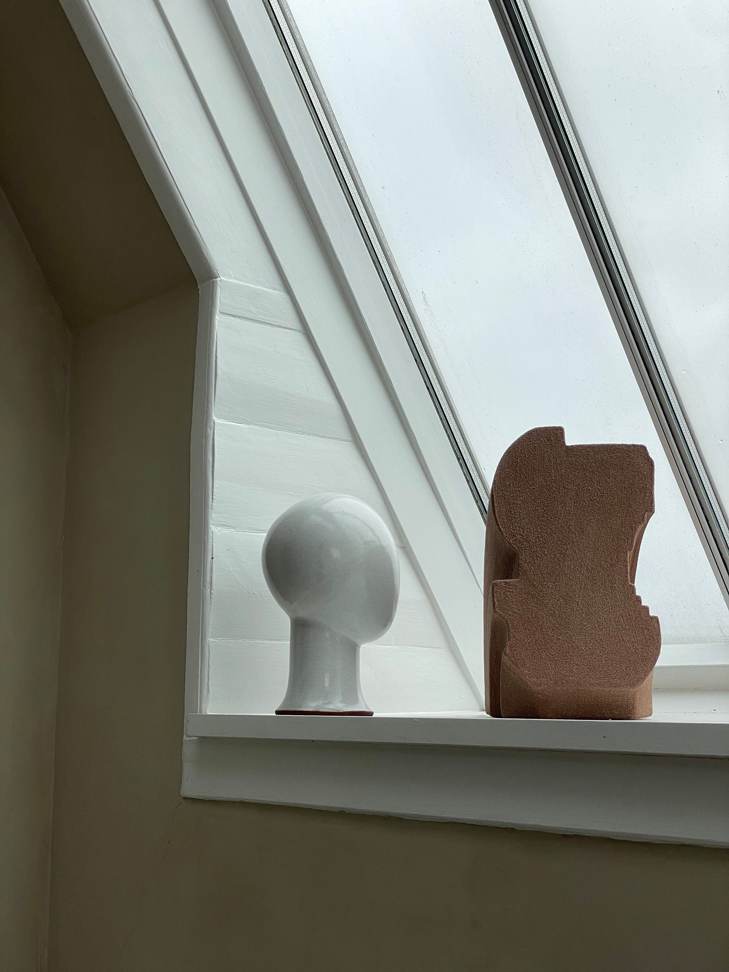 Ceramic bust sculpture