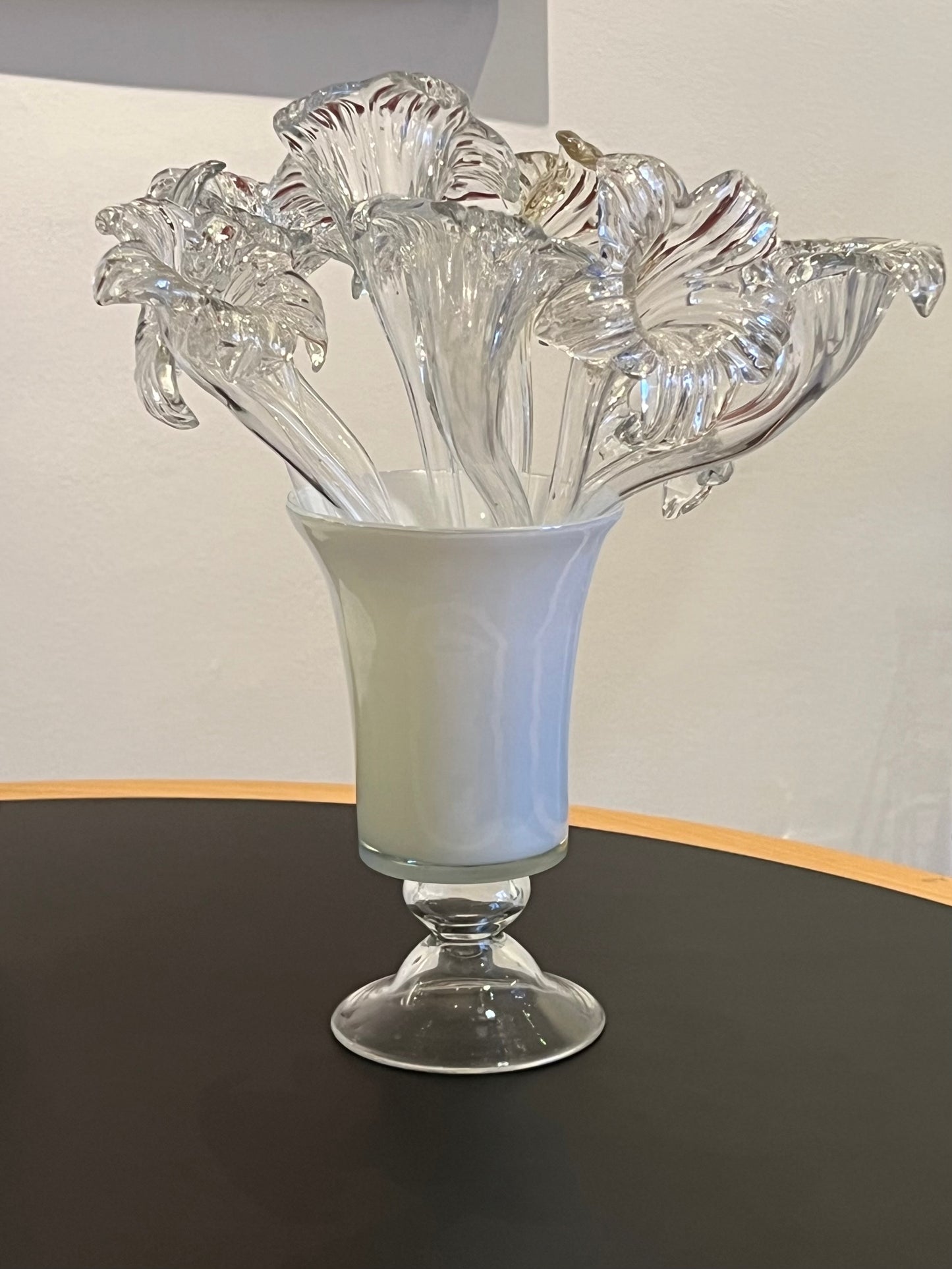 Glass vase