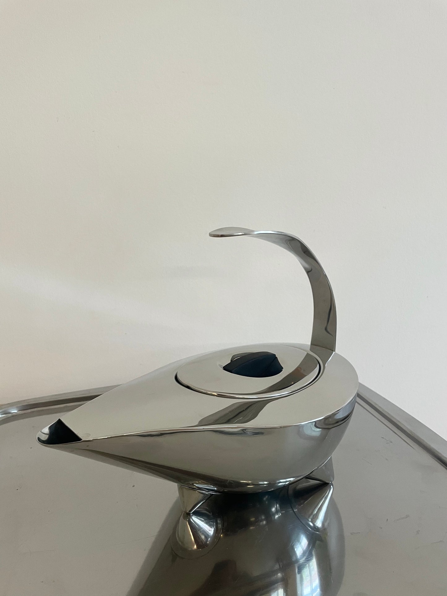 Naoko Teapot