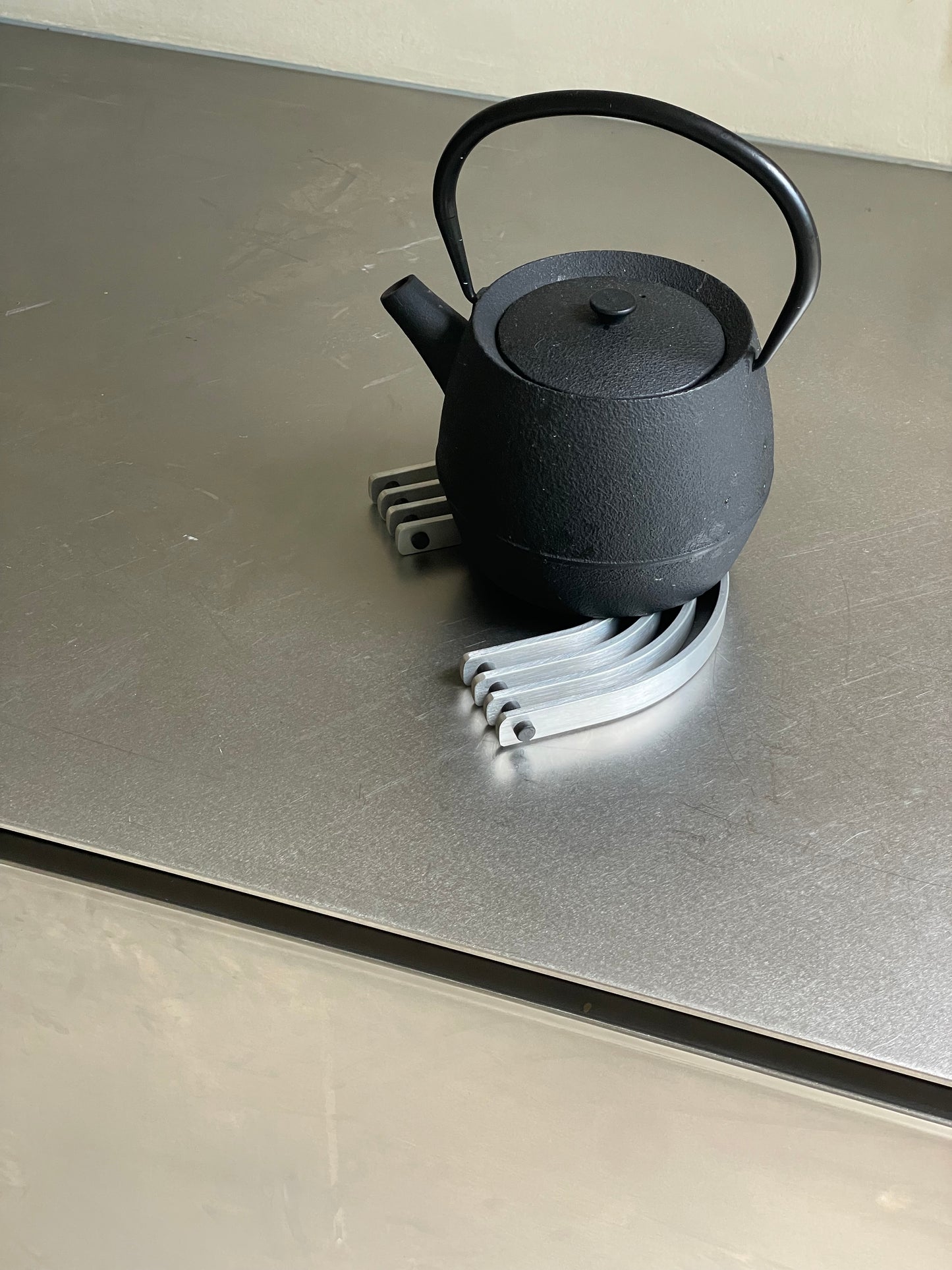 Aluminium coaster