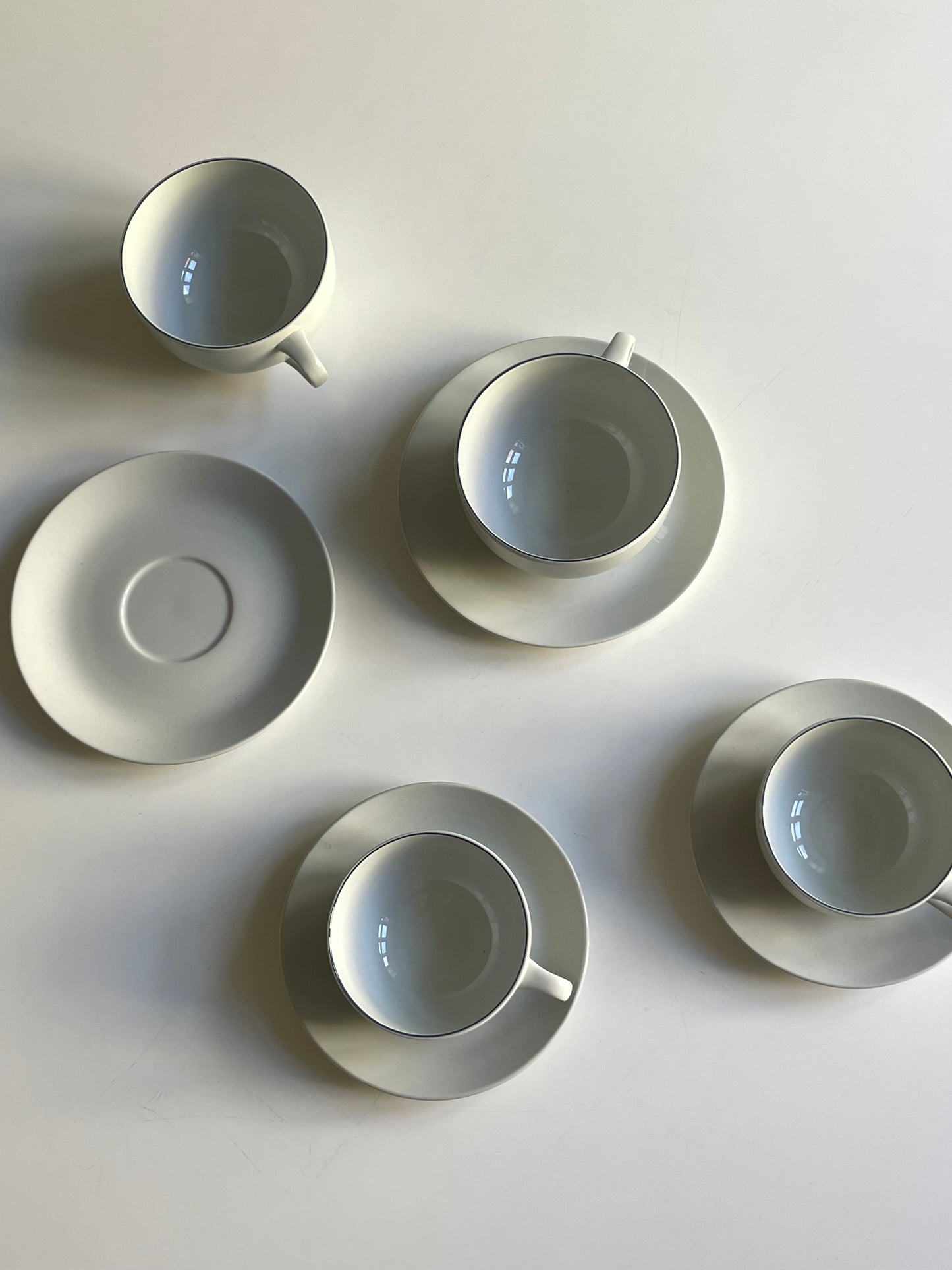 Coffee cup & saucer