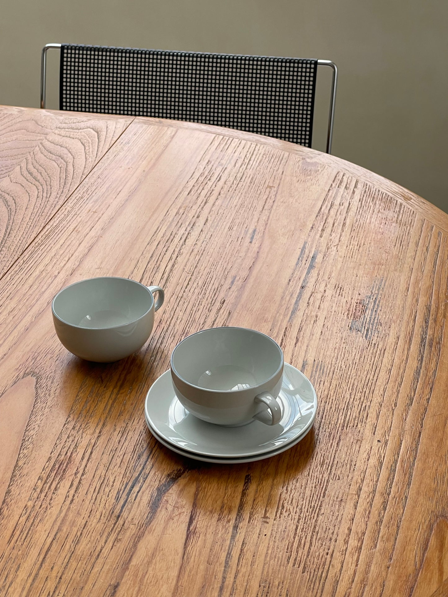 Coffee cup & saucer