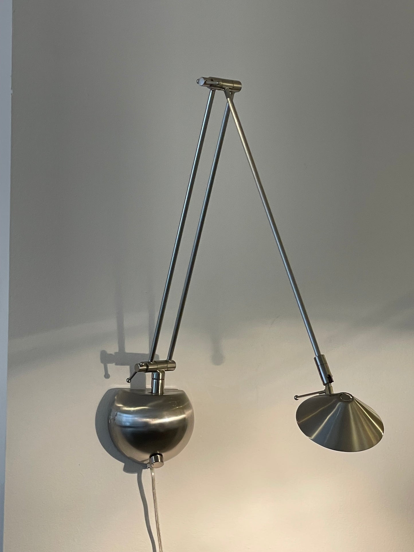 Architect wall light