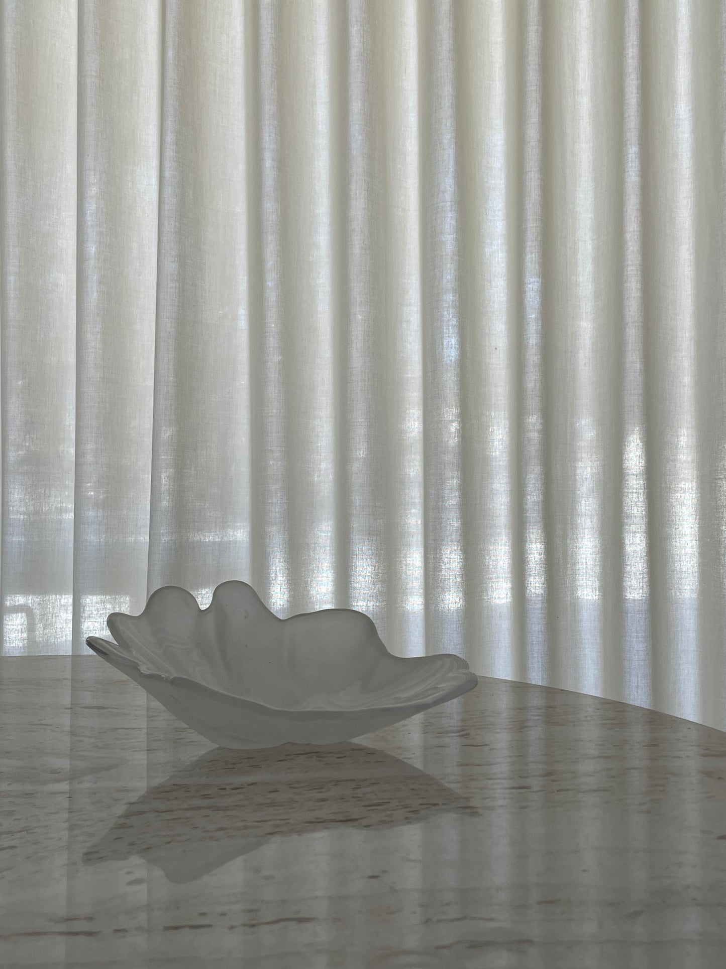 Glass bowl