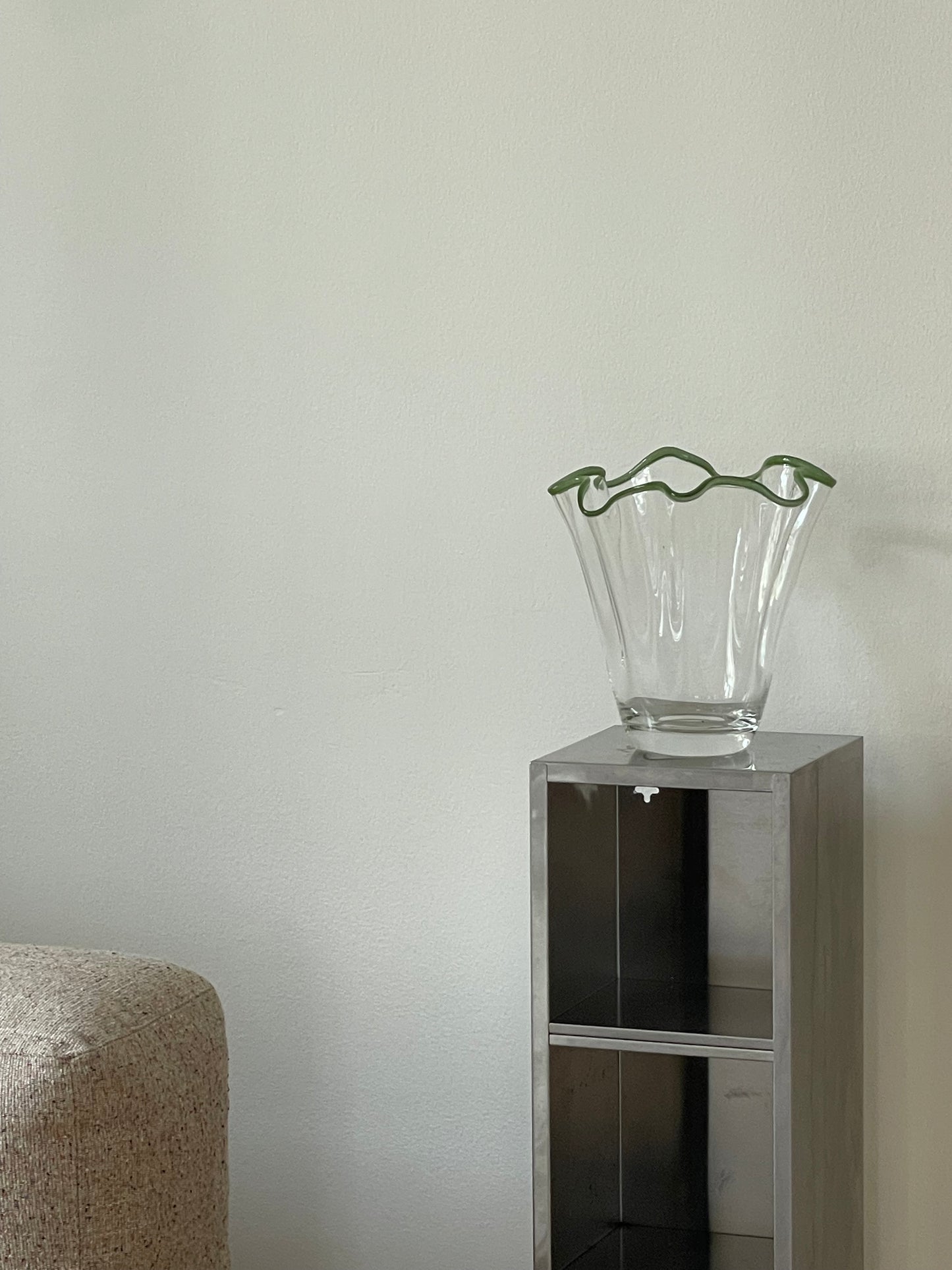 Glass vase
