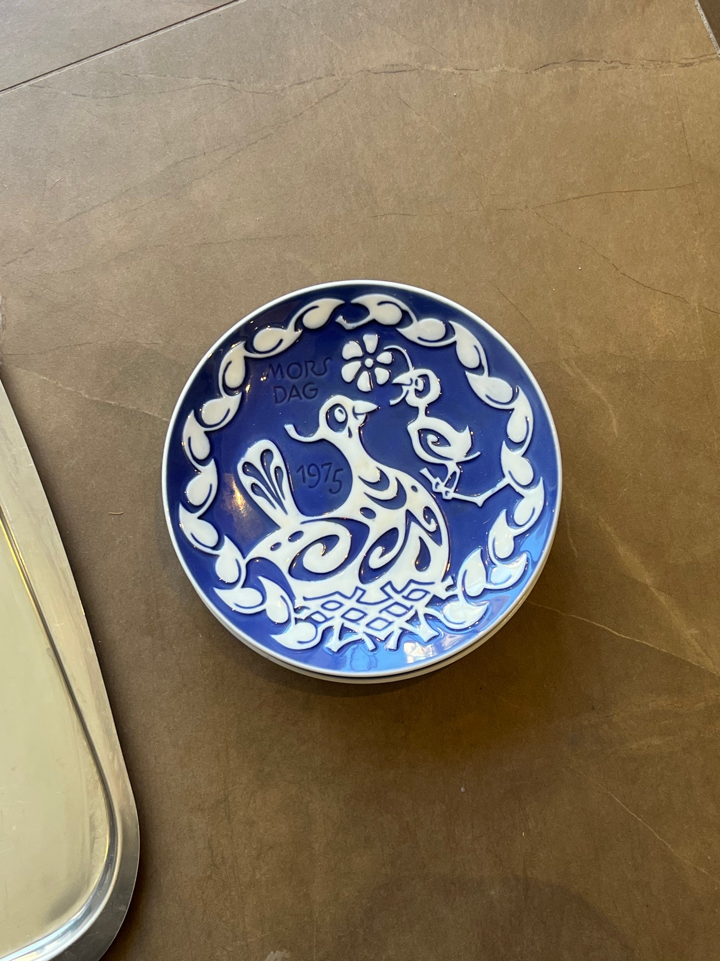 Vintage plates - Mother’s Day edition