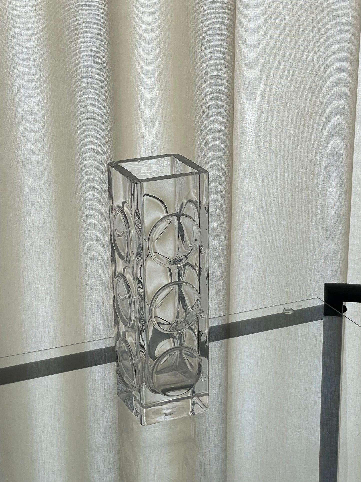 Chunky glass vase