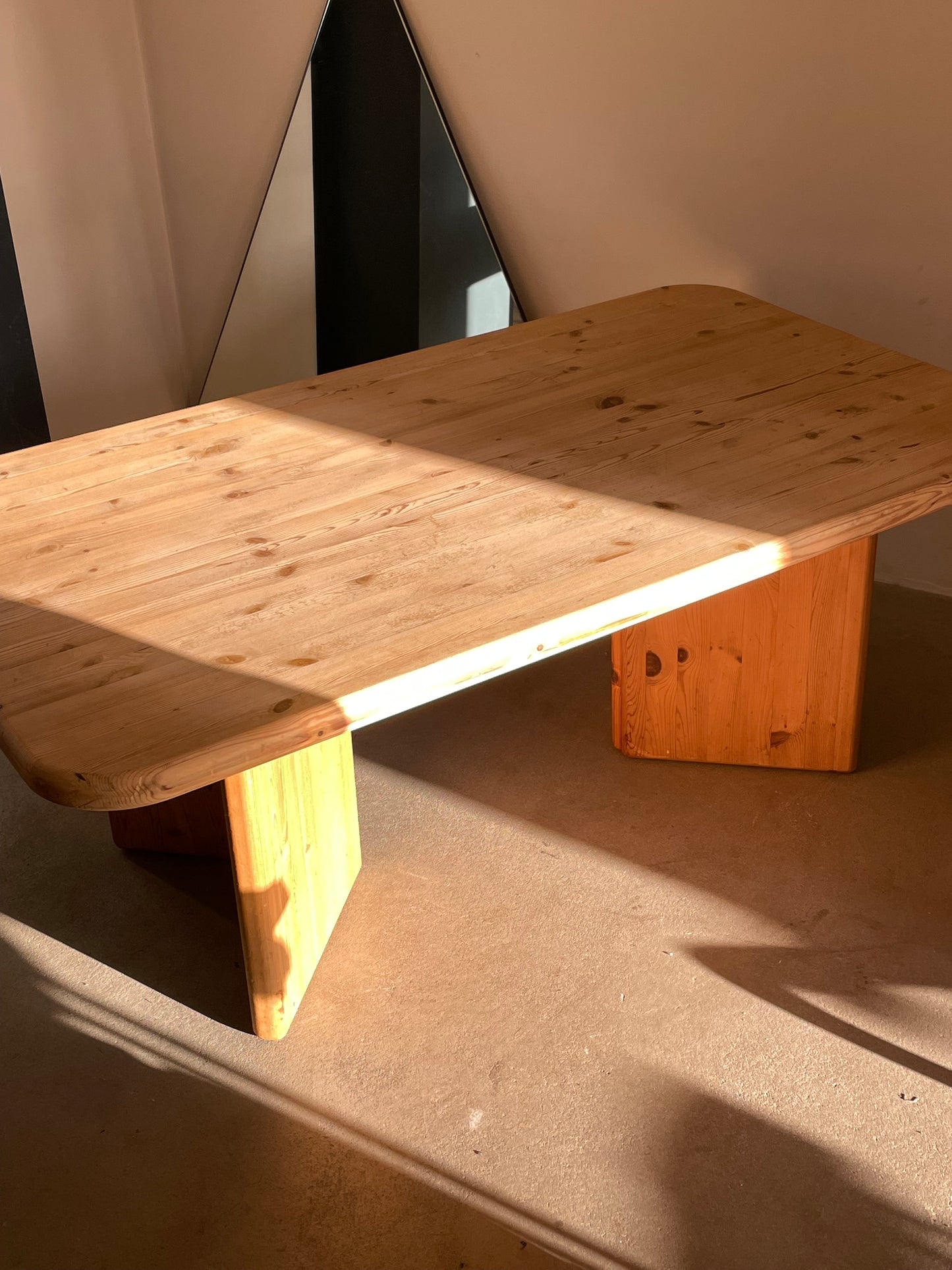 Pine Coffee table