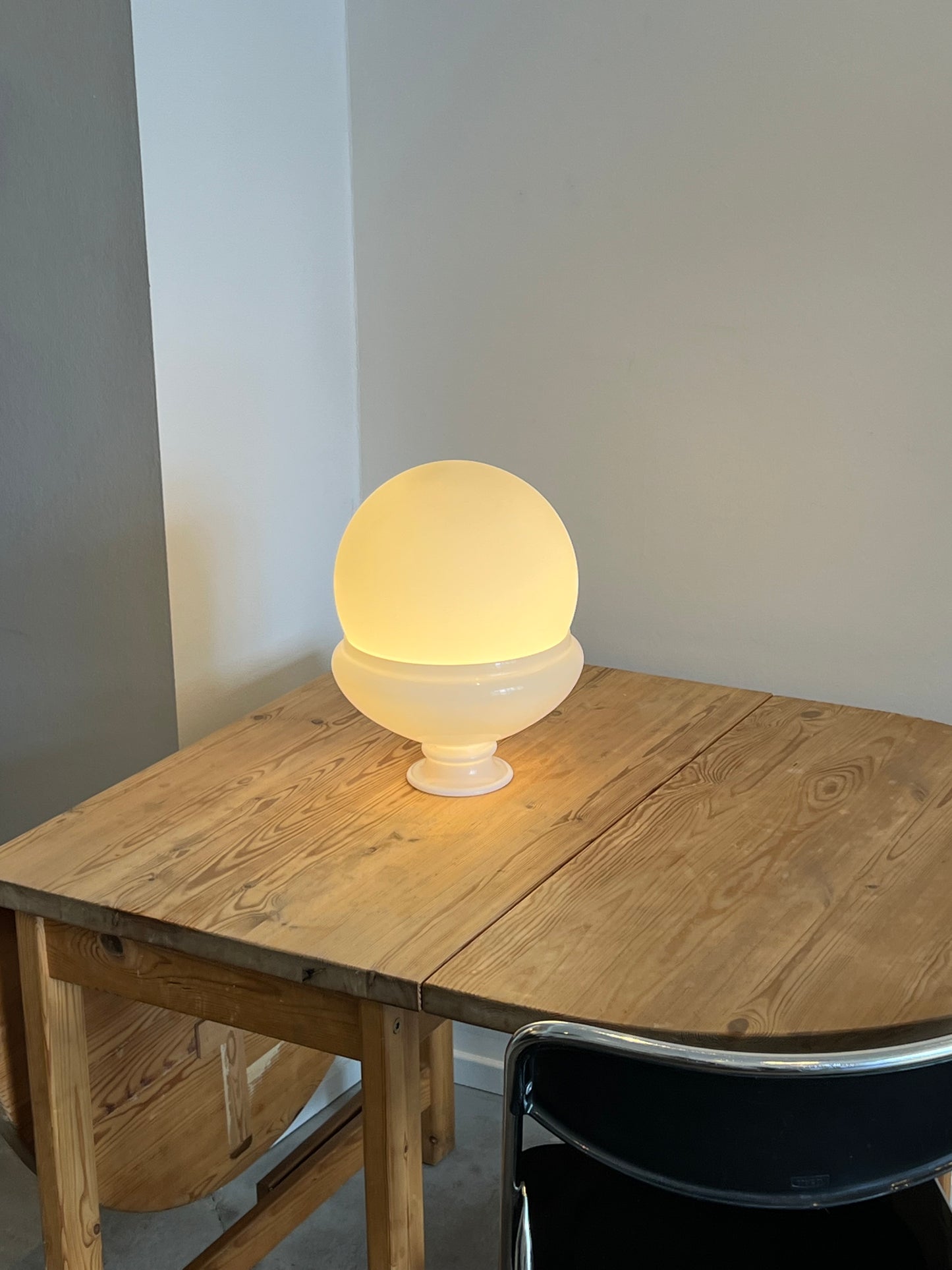 Luna glass lamp - no. 11
