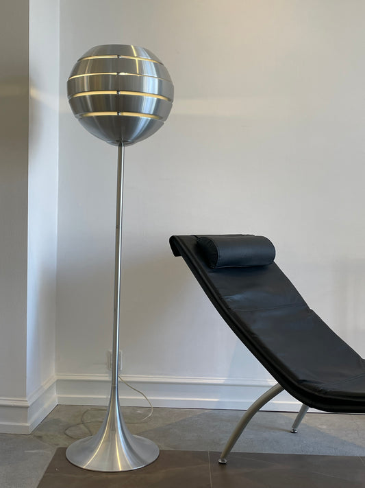 Manhattan Floor light