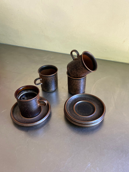 Coffee cup & saucer