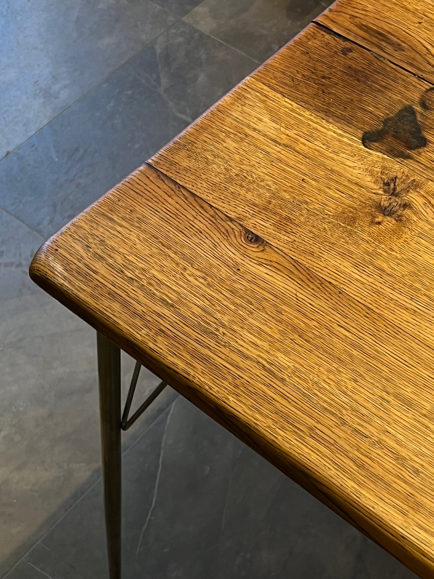 Oak Dining table