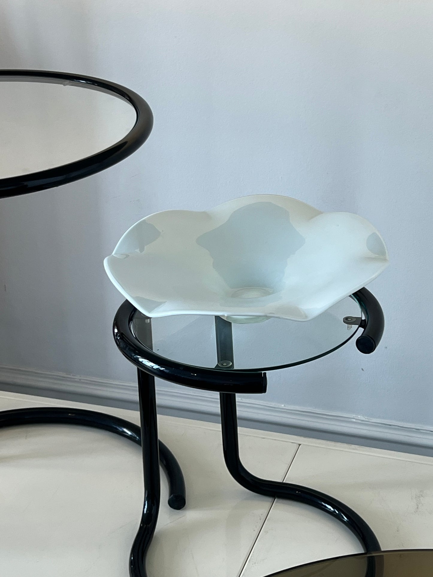 Glass bowl
