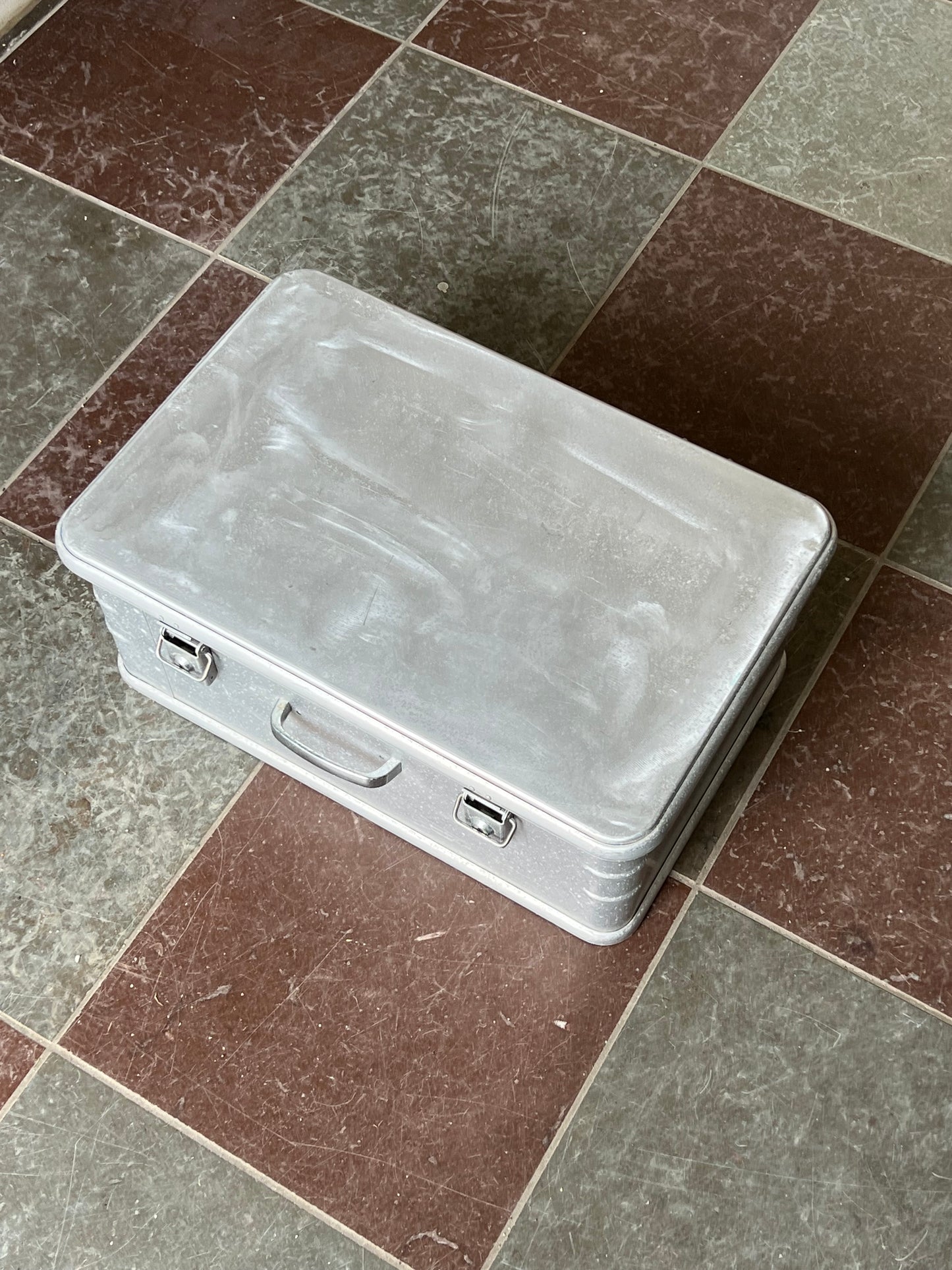 Aluminium box