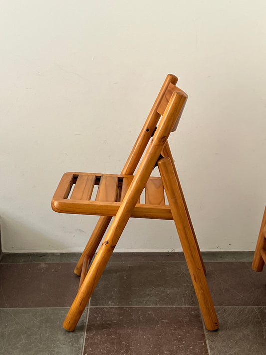Wooden folding chairs