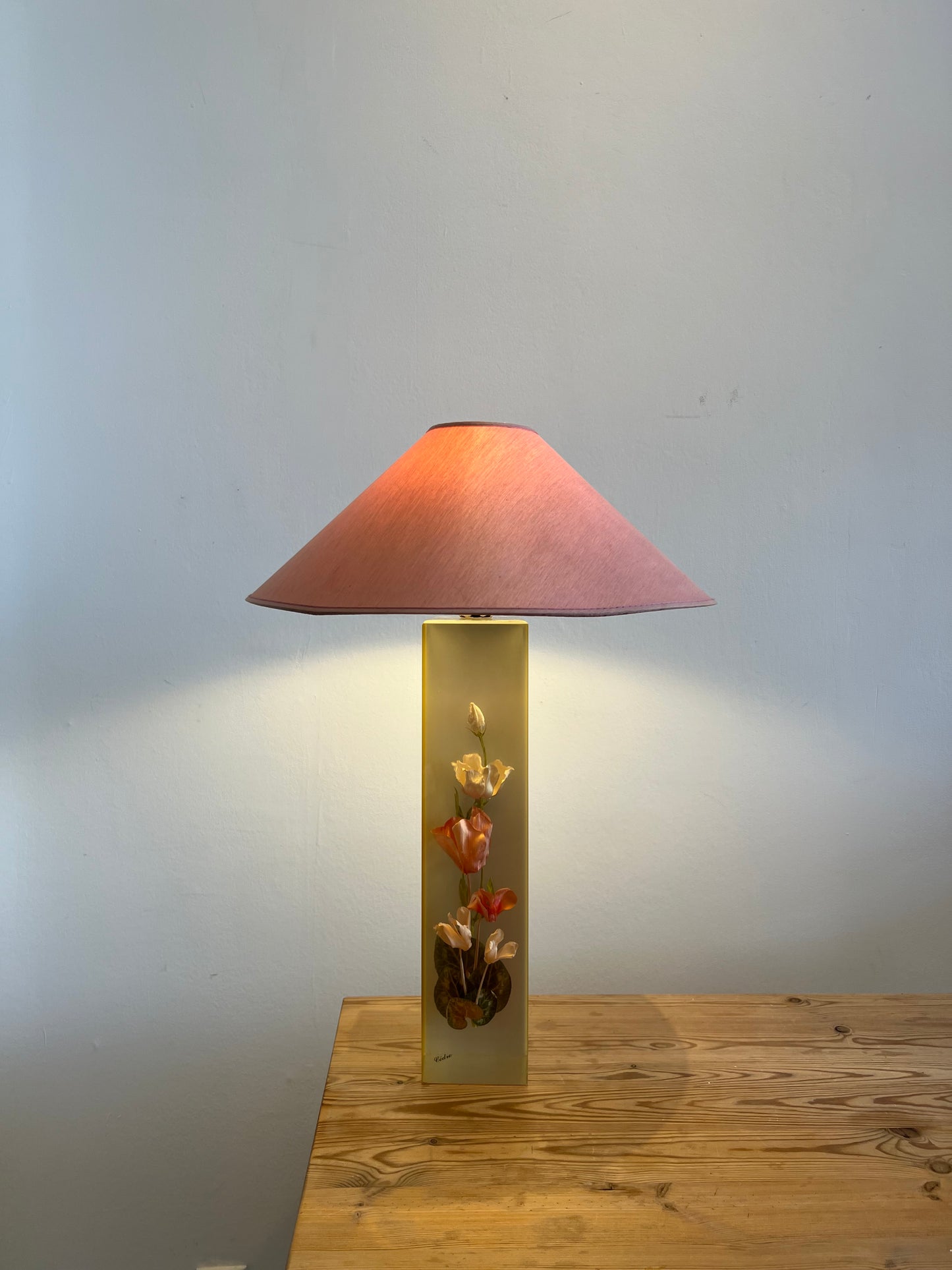 Pink floral table lamp
