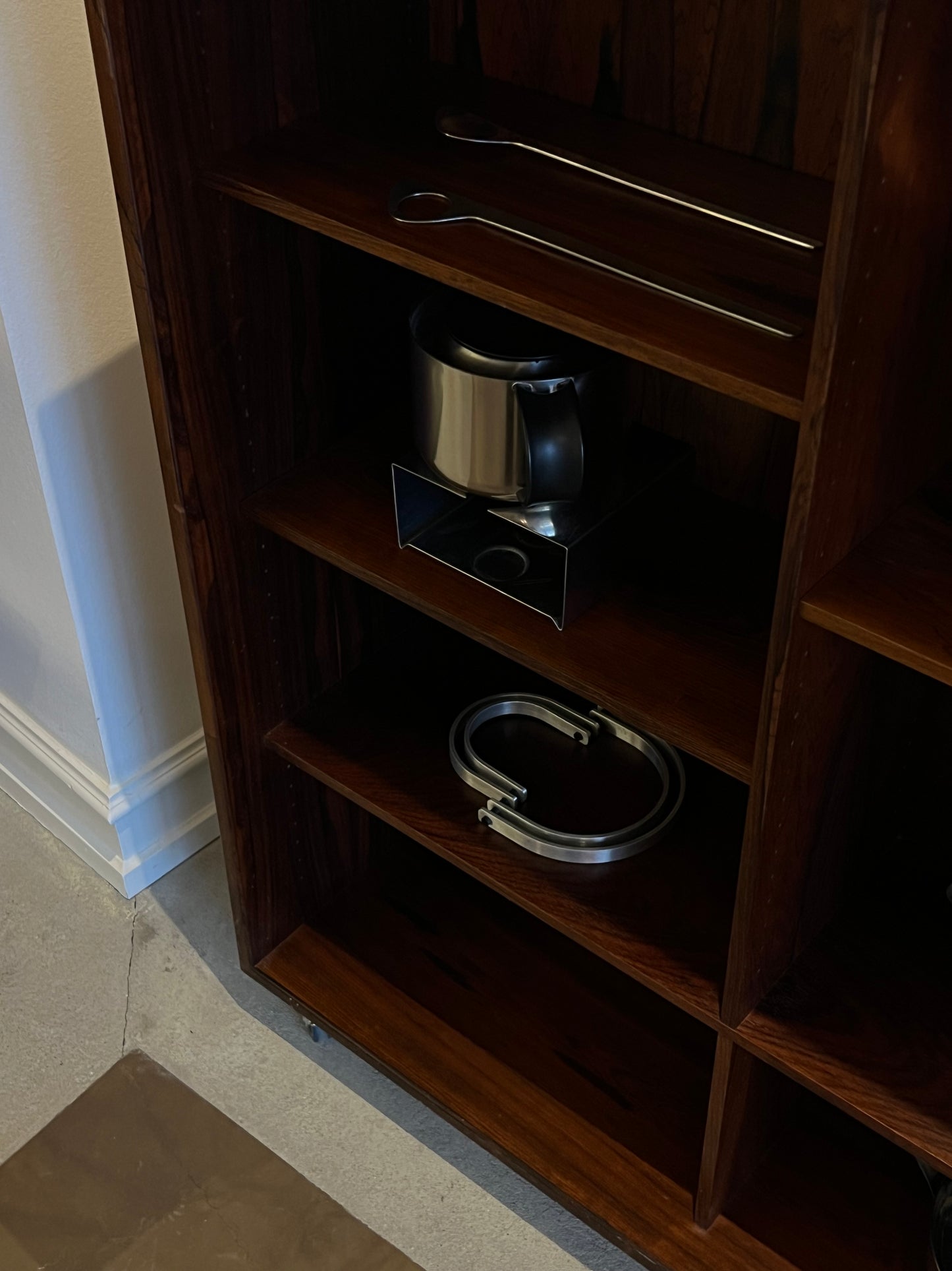 Cabinet on wheels