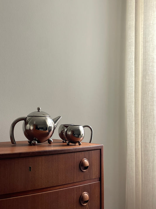 Art Deco tea set