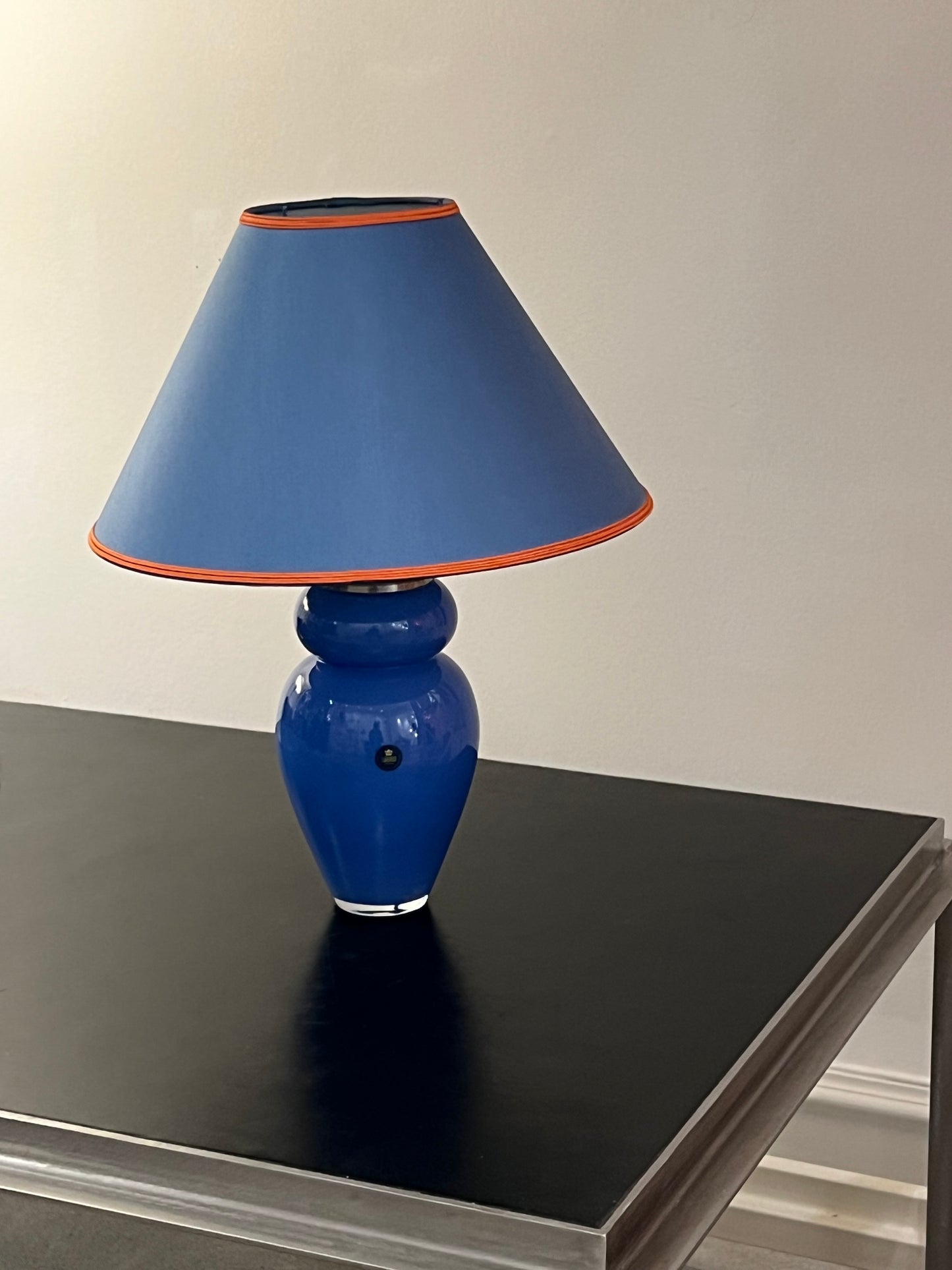 Curvy Table lamp