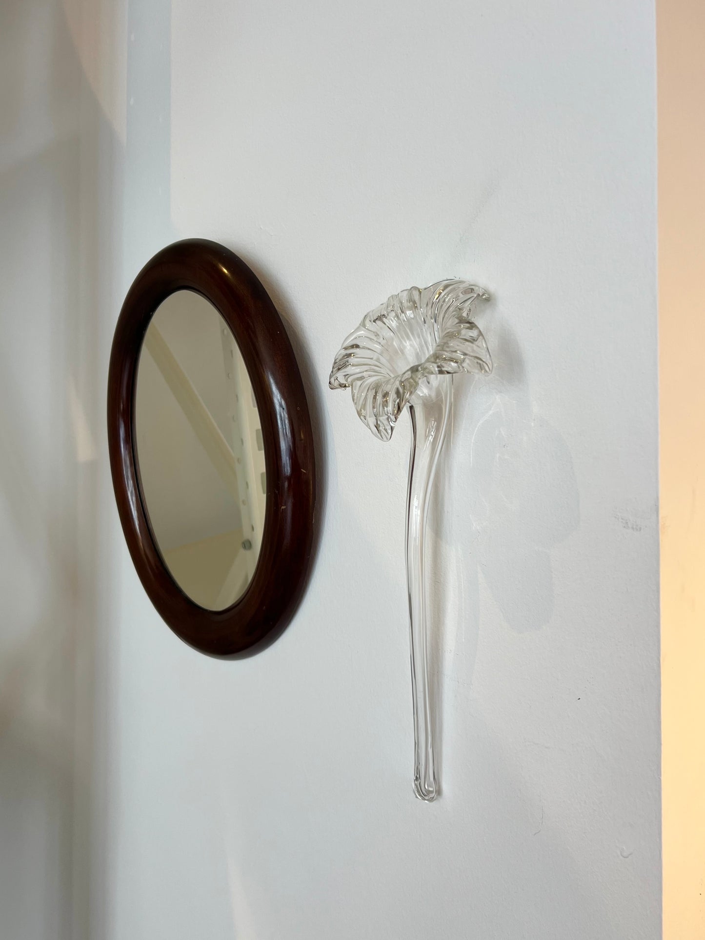 Oval mirror