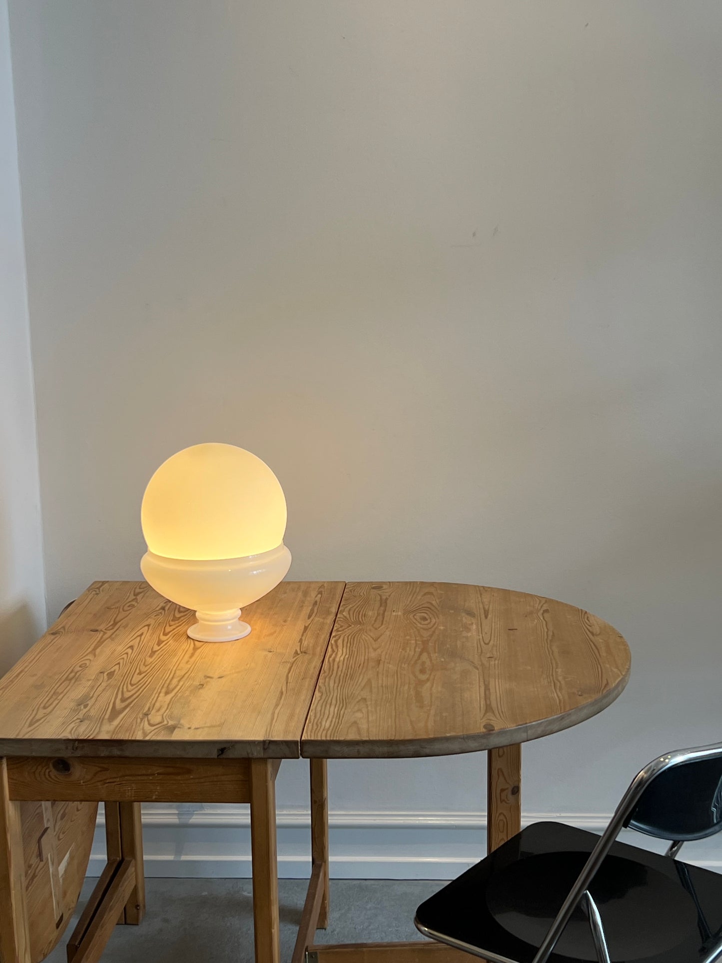 Luna glass lamp - no. 11