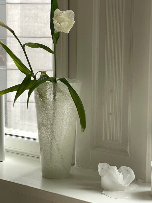 Glass vase