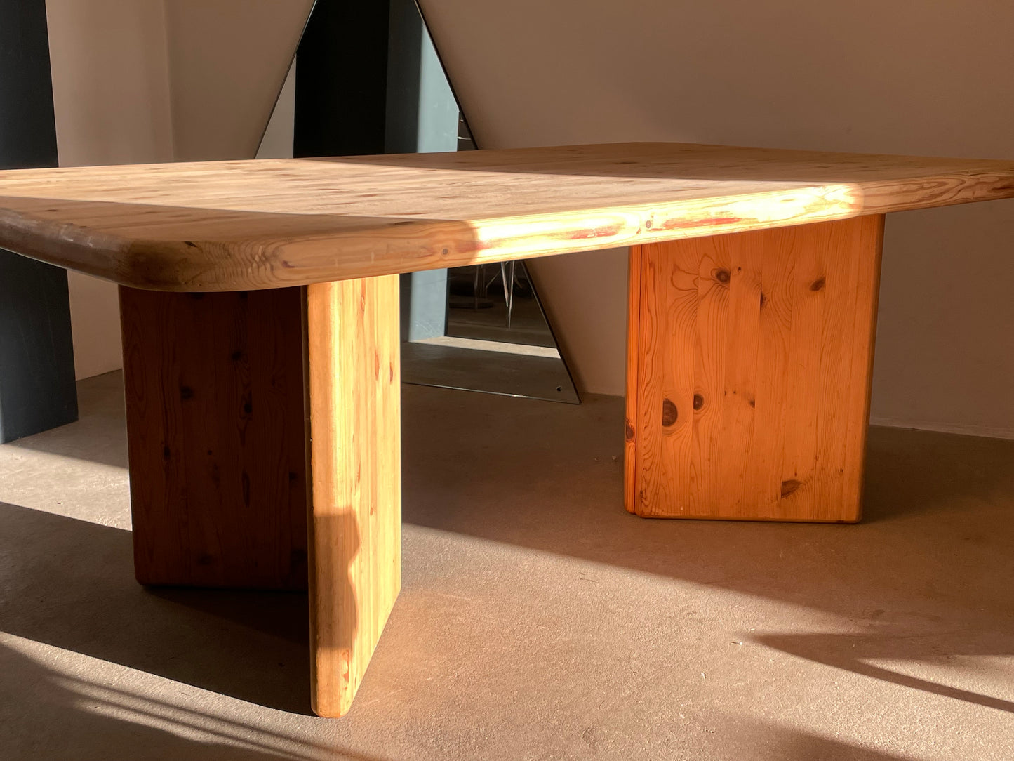 Pine Coffee table